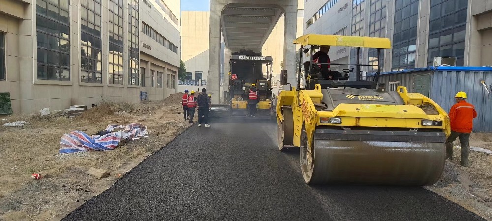 郑州透水沥青混凝土路面施工技术