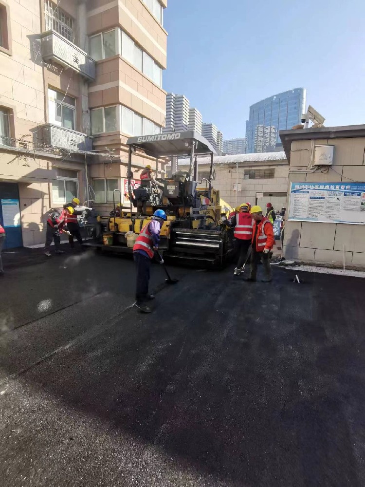 郑州沥青路面摊铺