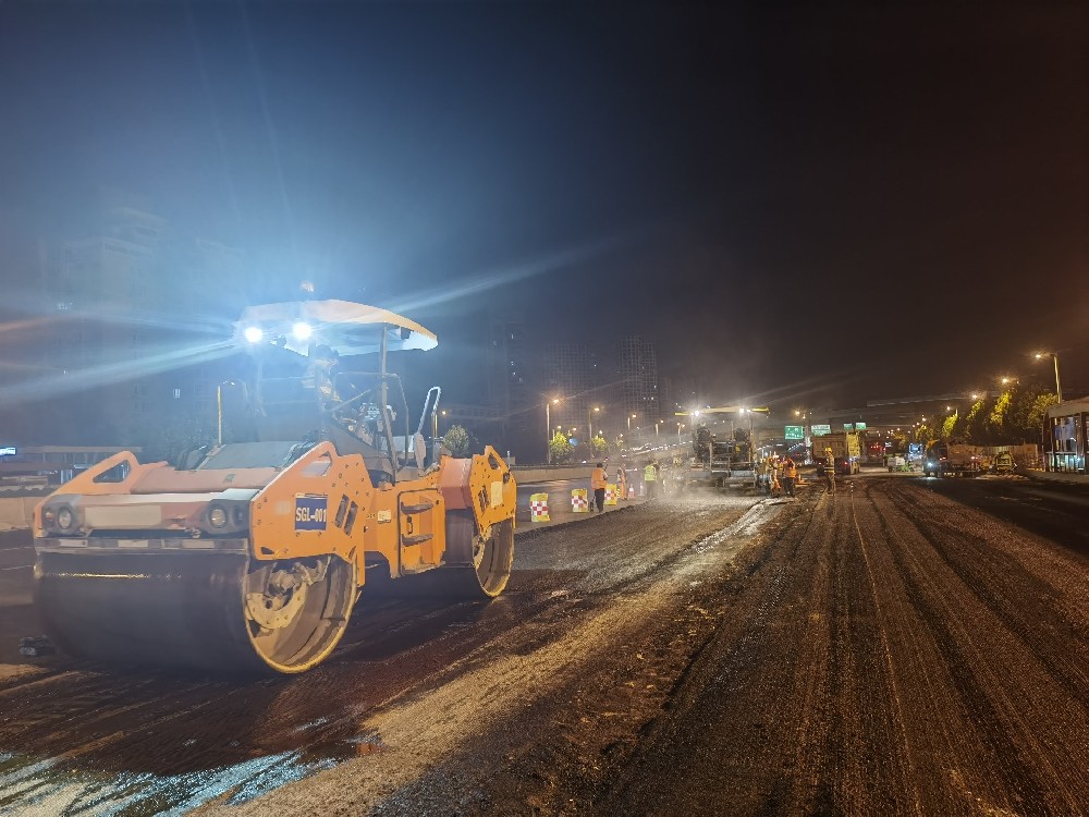 郑州市政道路沥青混凝土路面的特点